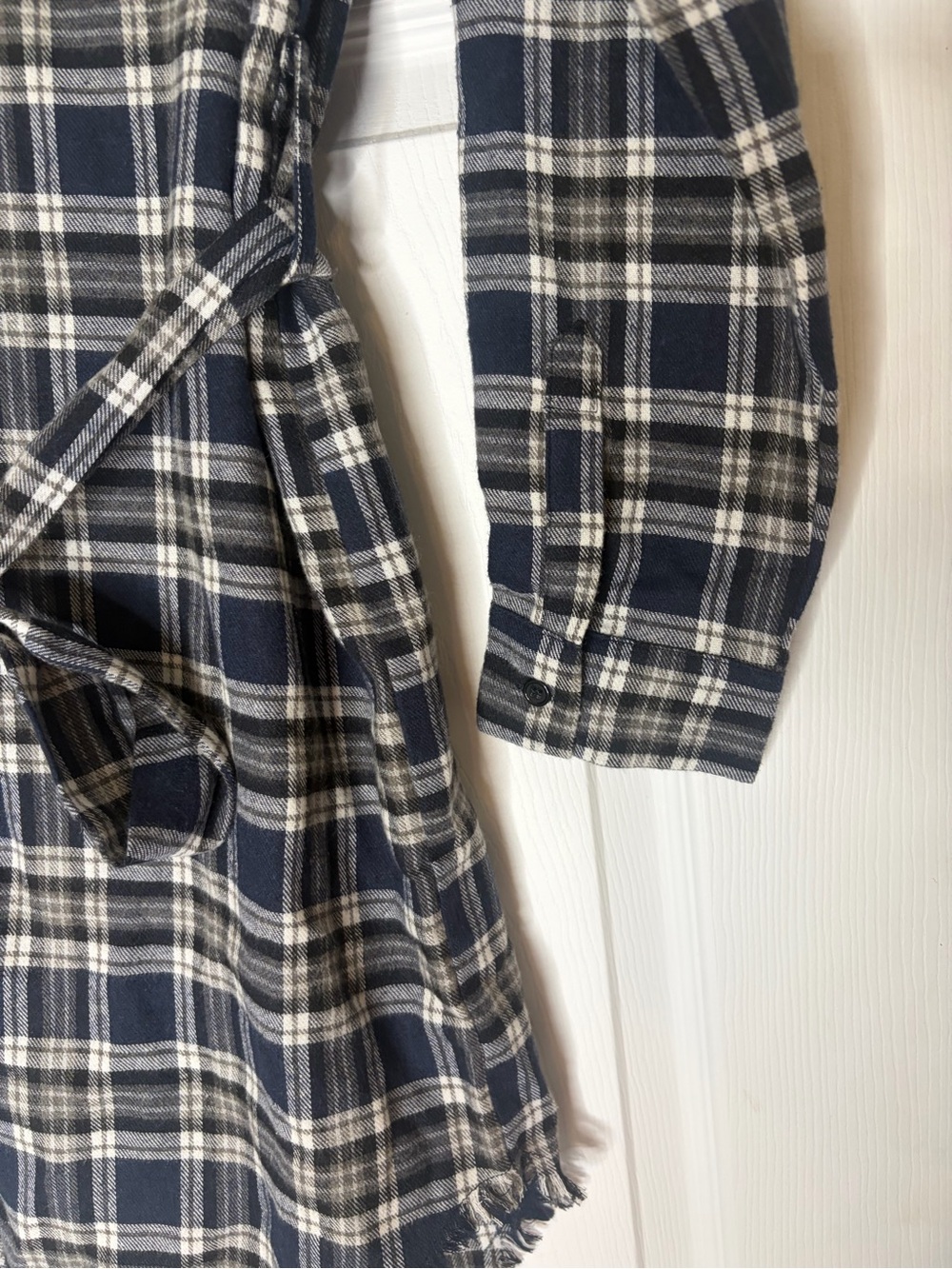 Pink Lily Navy and Cream Plaid Button-Front Shirt Dress with Waist Tie size smal - Picture 5 of 6